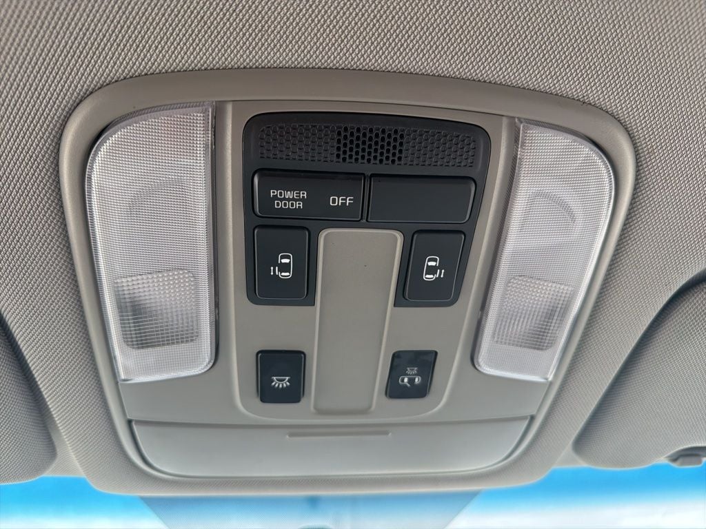 2016 Kia Sedona LX