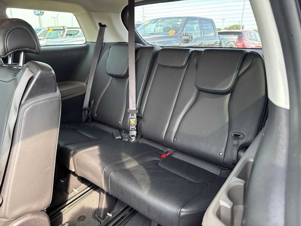 2025 Kia Carnival LXS