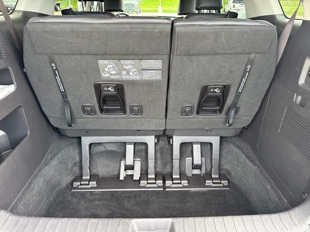 2025 Kia Carnival LXS