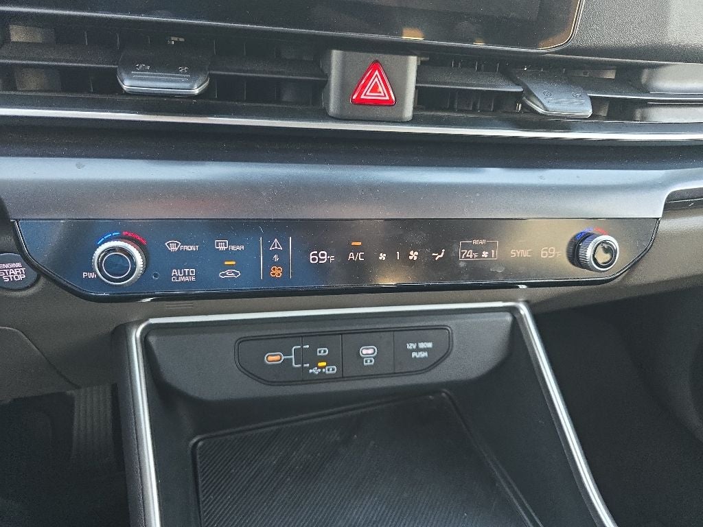 2025 Kia Carnival LXS